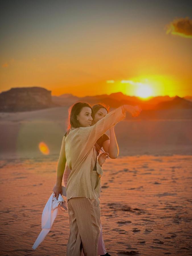 Royal Luxury Camp Hotel วาดิรัม ภายนอก รูปภาพ